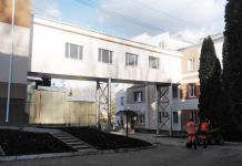 В областной детской больнице построили теплый переход