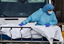 ﻿В России зафиксировали рекорд по суточному приросту умерших с COVID-19