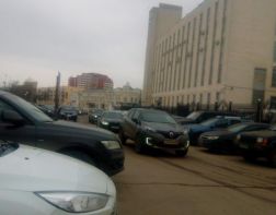﻿Парковка на площади Ленина станет платной
