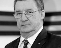 Скончался бывший глава Заречного Геннадий Лисавкин