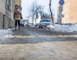 Белозерцева возмутили заледенелые улицы города