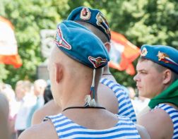 В Заречном десантник нокаутировал пьяного сына на кладбище