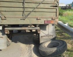 Под Пензой пенсионерку убило колесом КАМАЗа 