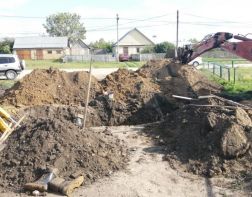 В области слесаря насмерть завалило грунтом