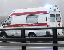 ﻿﻿﻿﻿На Луначарского микроавтобус сбил 52-летнюю женщину