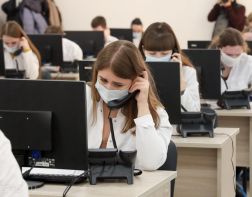 В контактный центр городской поликлиники в сутки обращается до 4 тыс пензенцев