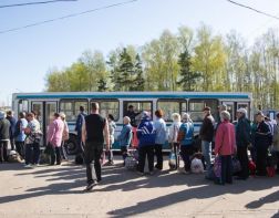 В Заречном изменился график движения дачных автобусов по будням