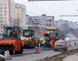 В Пензе ремонтируют дорожный участок на Проспекте Строителей