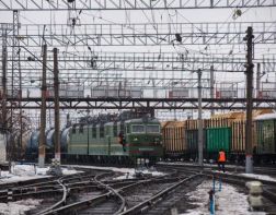 ﻿﻿В Пензе пенсионерка попала под поезд и выжила 