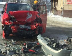 ДТП на Урицкого: Matiz столкнулся с Opel 