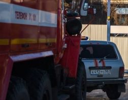 В Пензе эвакуировали 12 человек из-за пожара в подвале