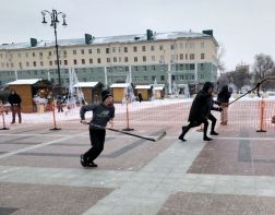 В центре Пензы сыграют в хоккей в валенках