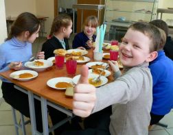 В Пензенских школах учащихся будут кормить с ресторанной подачей