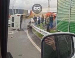 ﻿﻿В Кривозерье перевернулась «буханка»
