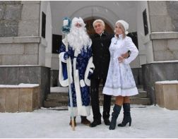 Картинная галерея приглашает на новый год прошлого века