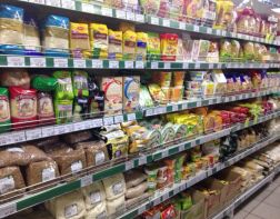 В Пензенской области зафиксированы самые низкие в ПФО цены на хлеб, молоко и овощи