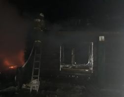 В области пожара в доме найдено тело женщины