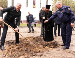 В Заречном у храма Серафима Саровского заложили «Сад памяти»