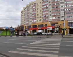 На улице Антонова установят дополнительный светофор