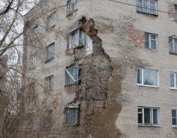 Квартиры в маневренном фонде получат не все жильцы Кулибина, 10