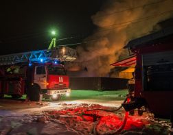 В Пензе пожар на 2-м проезде Молокова ликвидировали 14 пожарных 