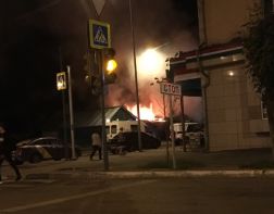 На Урицкого ночной пожар уничтожил деревянный дом