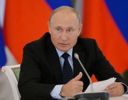 Владимир Путин предложил увеличить пенсионный возраст женщин до 60