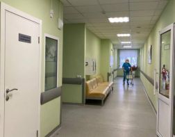 В больнице Бурденко студентов эвакуировали в бомбоубежище
