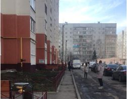 В Пензе на пр. Строителей оцепили дом