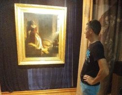 Французский турист побывал в пензенском Музее одной картины
