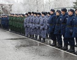 С 1 апреля пензенским призывникам начнут приходить электронные повестки
