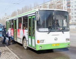 Отсутствие автобусов назвали сбоем в работе общественного транспорта