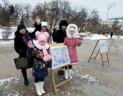 В Пензе открылась выставка художников под открытым небом