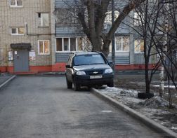 Пензенцы смогут отправлять фотографии неправильно припаркованных авто на сайт мэрии