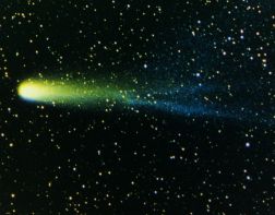 К Земле летит огромный астероид-убийца