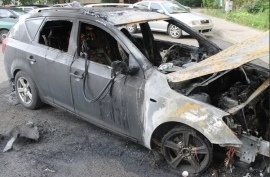 На улице Суворова в Пензе сгорела иномарка