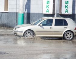 После дождя центр Пензы уходит под воду 