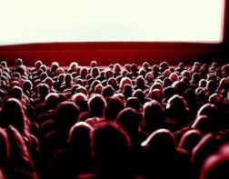 ﻿﻿﻿Российские кинотеатры начнут работу с 15 июля
