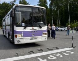 Лучшему водителю автобуса подарят автомобиль