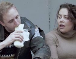 Бомжи перепели Крида: в Интернете появилась пародия на клип пензенца