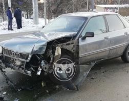 ﻿﻿В Пензе на Окружной столкнулись «Audi» и «Lada»