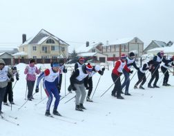 Команда правительства области стала первой в лыжной эстафете