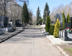 В Пензе на три дня разрешен въезд на Восточное и Новозападное кладбища