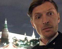 Павел Воля стал ведущим нового шоу «Песни» 