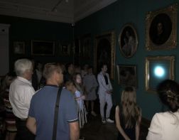 В картинной галерее снова пройдет ночная прогулка с директором