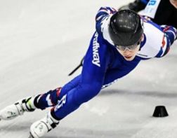 Конькобежец Денис Айрапетян стал чемпионом Европы