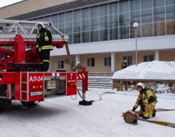 ﻿﻿﻿В Заречном пожарные провели учения