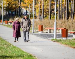 С 1 апреля в России повысят пенсии