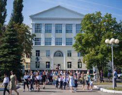 Все вторые классы зареченских школ перешли на пятидневку