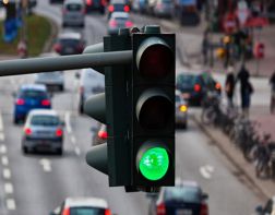 В Пензе за счет светофоров нормализуют движение на Терновского 